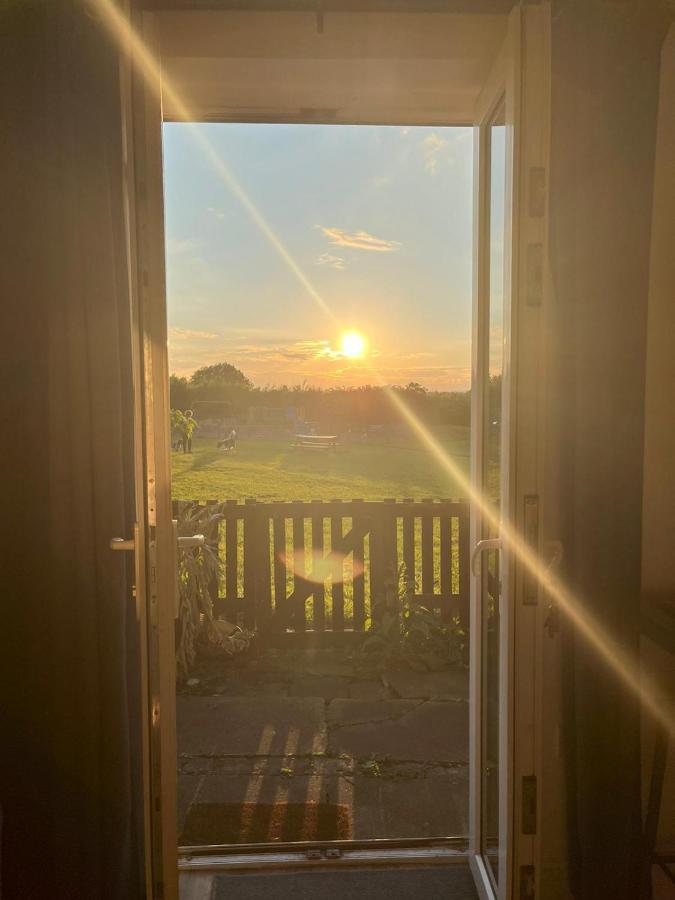 Park View Cottage Liversedge Extérieur photo