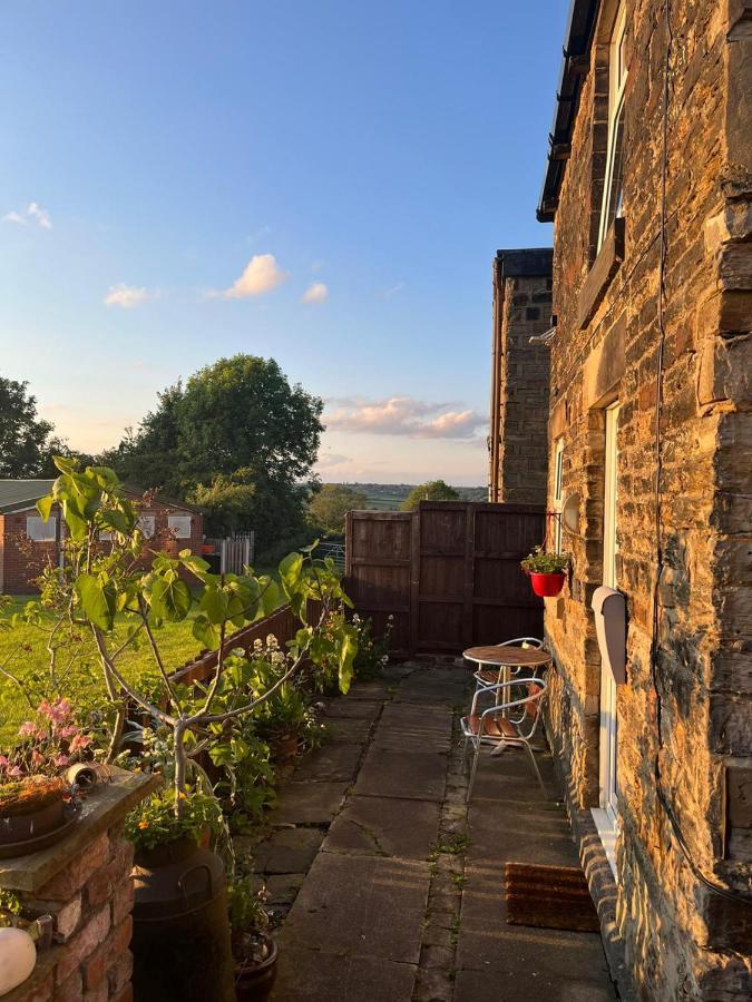 Park View Cottage Liversedge Extérieur photo
